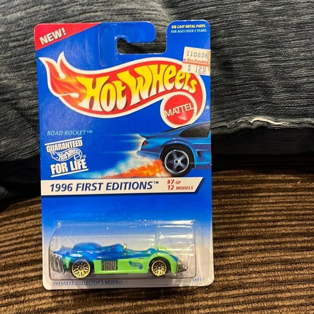 Mattel hot wheel road rocket